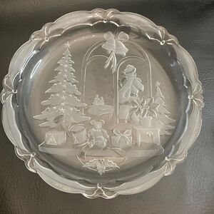 Crystal Clear Studios 1992 Christmas Joy Holiday 14 Inches Round Frosted Platter